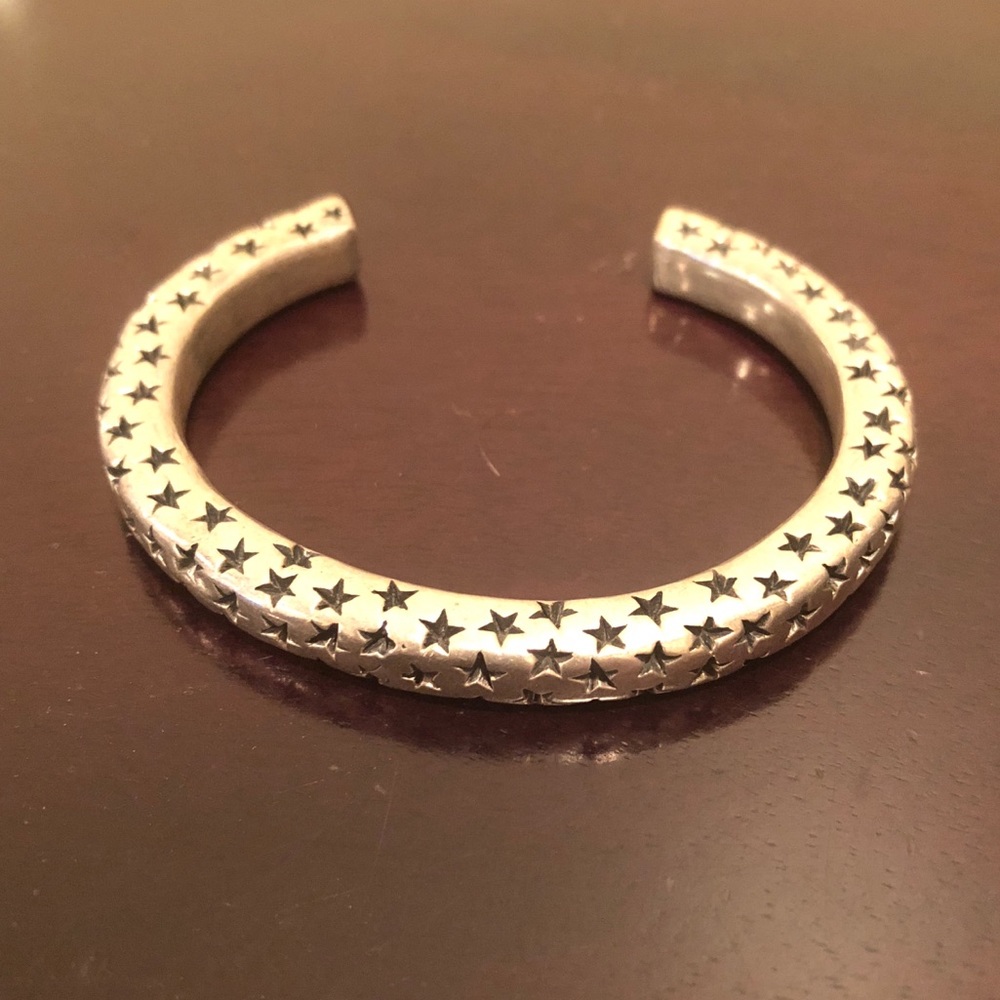 ♦️🔴 SOLD 🔴♦️King Baby Sterling Silver Star Cuff